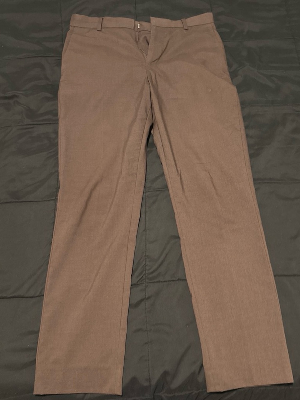 Dress pants slim fit in Brown by H&M 30x30
